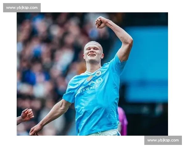 哈兰德打卡 Drake 演唱会：30 首神曲燃爆曼城，挪威神锋晒自拍直言 “该补觉了”